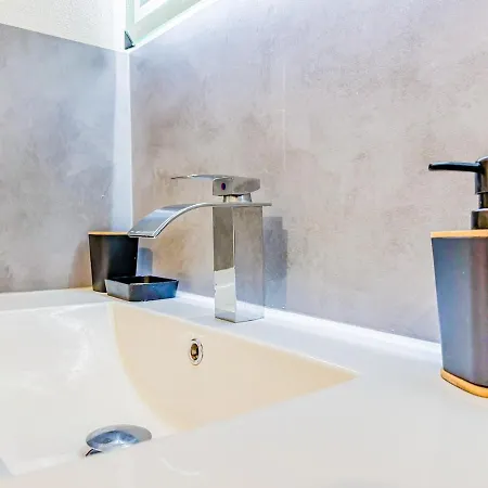 Apartment Sublime Au Coeur De La Clermont-Ferrand