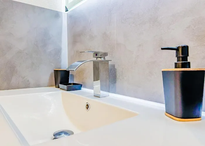 Apartment Sublime Au Coeur De La Clermont-Ferrand